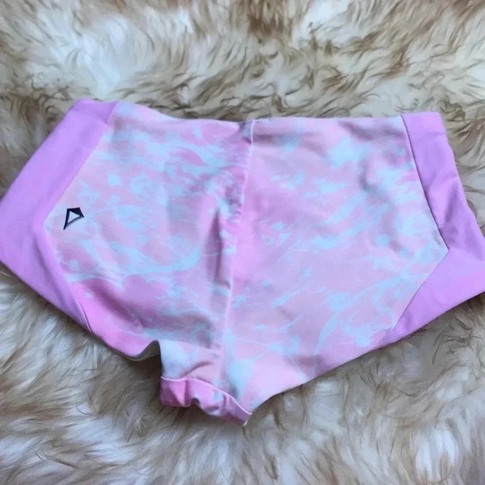 Girls Ivivva Shorts Dance Reversible Small Pink Athletic Gymnastics Gym - Picture 1 of 5